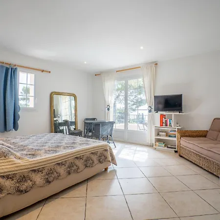 La Crischona By Interhome * Les Issambres