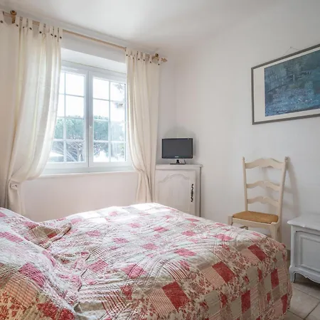 La Crischona By Interhome * Les Issambres