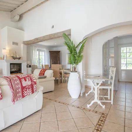 La Crischona By Interhome Les Issambres
